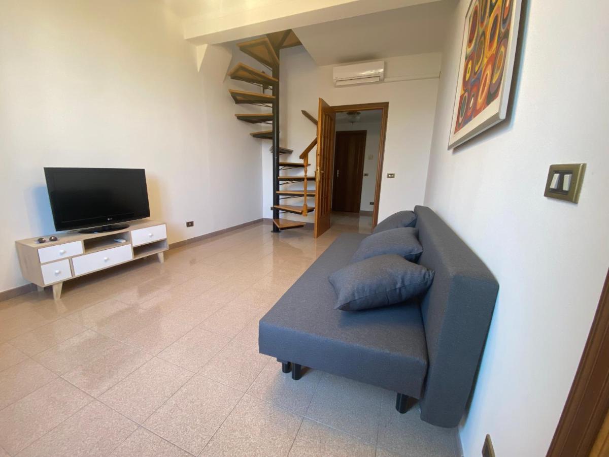 Casa Enza: appartamento a un passo dal mare. Bordighera Esterno foto